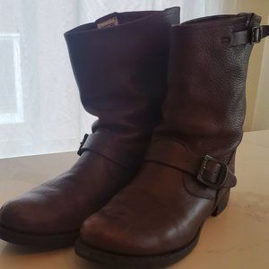 Frye Boots - Veronica Short Slouch - Brown